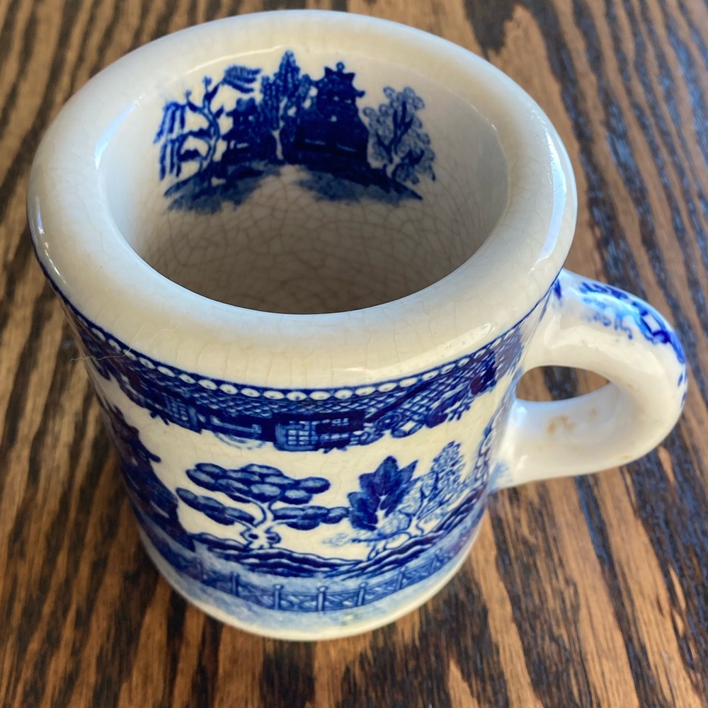 Vintage 1930s Nasco Japan Blue Willow Flow Restaurant Ware Mug 3.5”